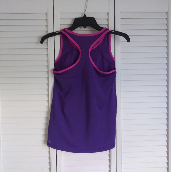 Reebok Tank - Picture 2 of 6